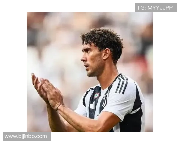 弗拉霍维奇在赛季中的表现分析与未来发展潜力探讨