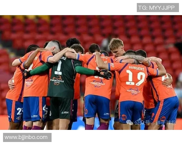 墨尔本胜利与川倚前锋的激烈对决展现足球魅力与团队精神 墨尔本胜利与川倚前锋的激烈对决展现足球魅力与团队精神